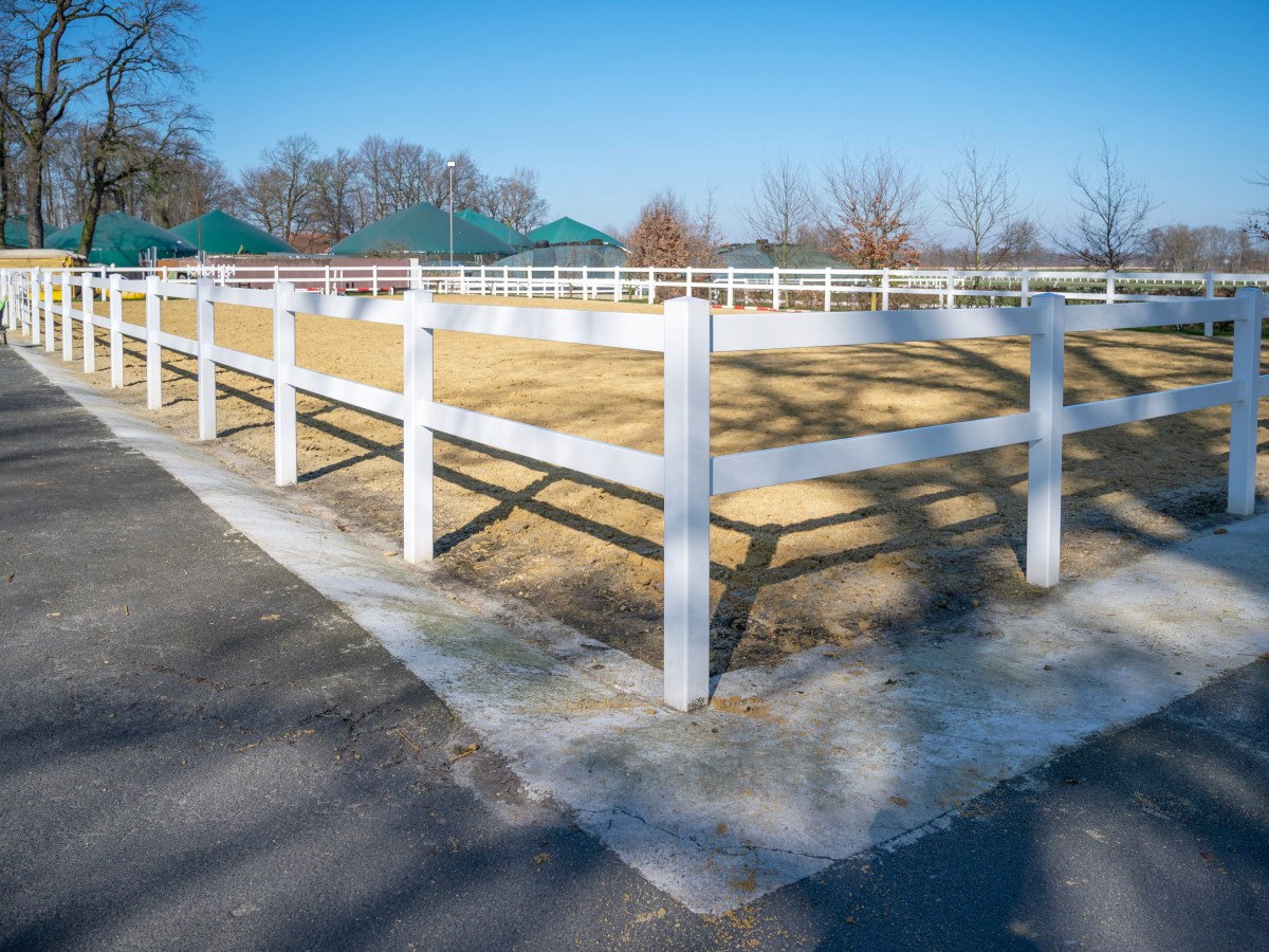 Reitplatz-Einzäunung System Ranch S2 | Sicher & Langlebig | 20x40m